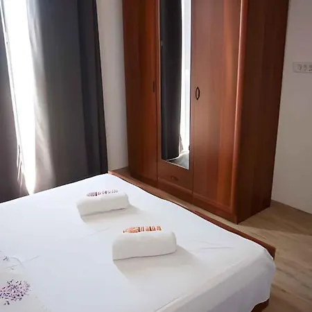 Studio In 45746 Apartamento *